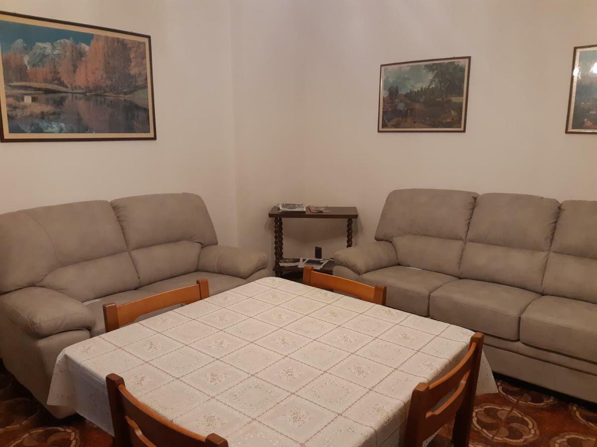 Casa Vacanze Ester Brenzone sul Garda Exterior photo