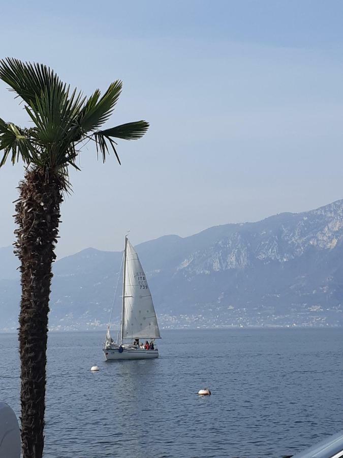 Casa Vacanze Ester Brenzone sul Garda Exterior photo