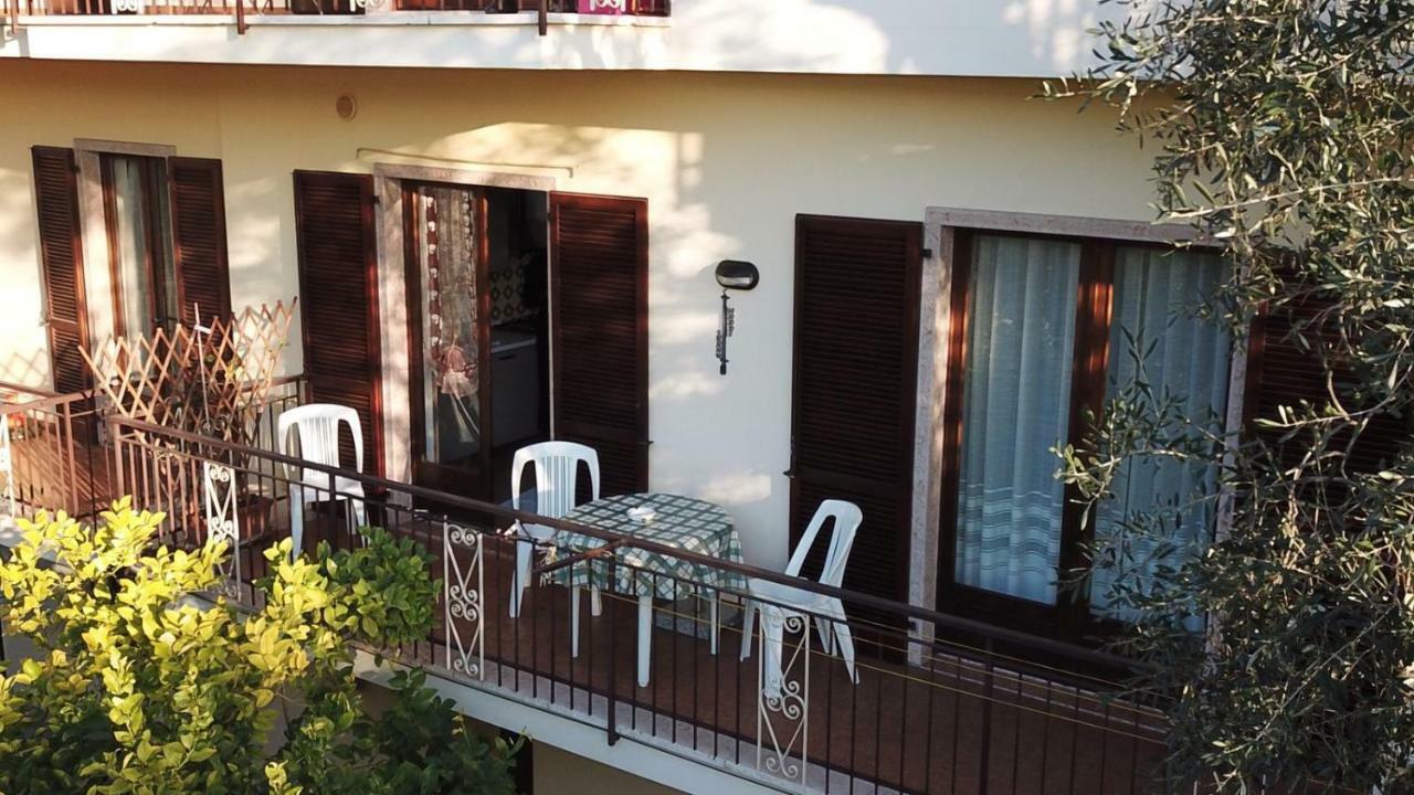 Casa Vacanze Ester Brenzone sul Garda Exterior photo