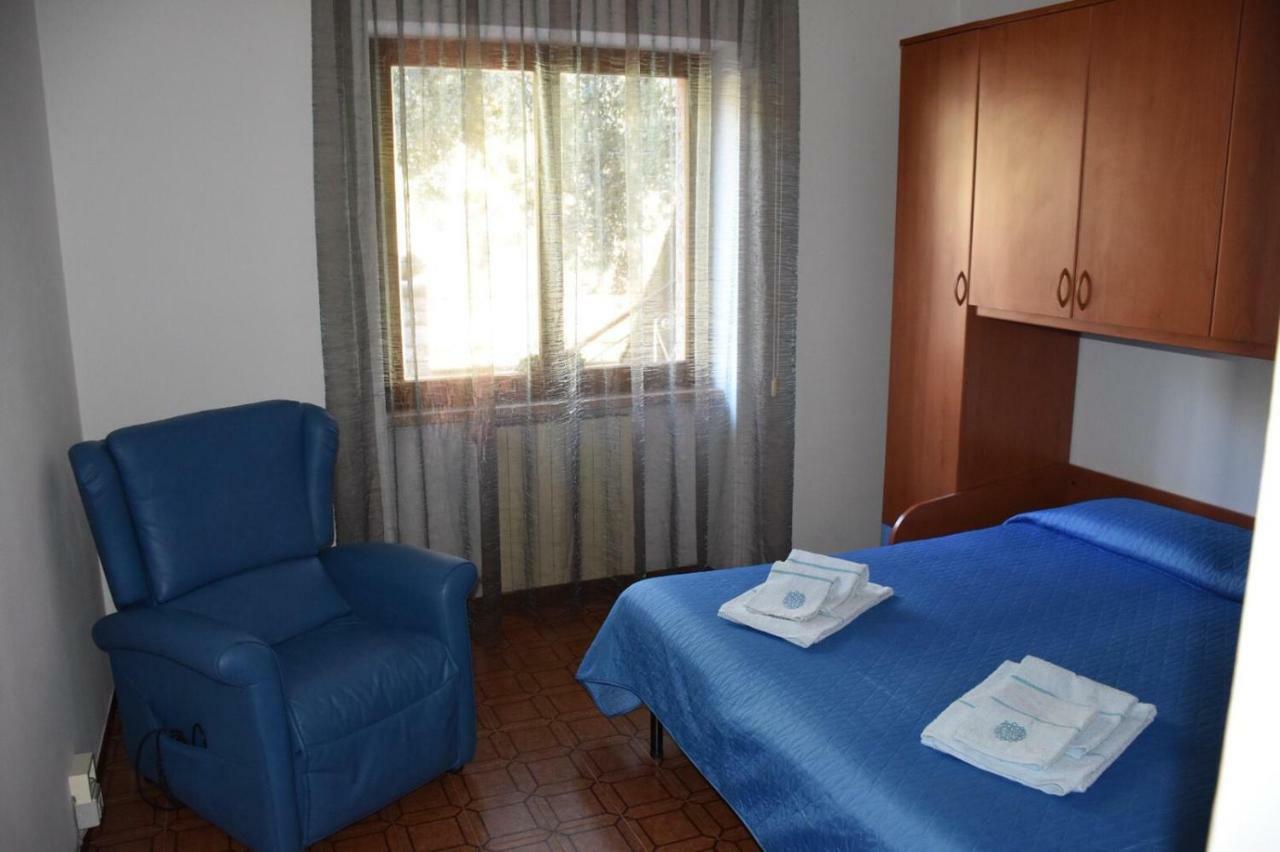Casa Vacanze Ester Brenzone sul Garda Exterior photo